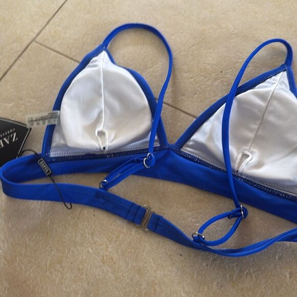 Blue Triangle Bikini Top - NWT - Zaful - Size Medium - Brand New - Picture 3 of 4